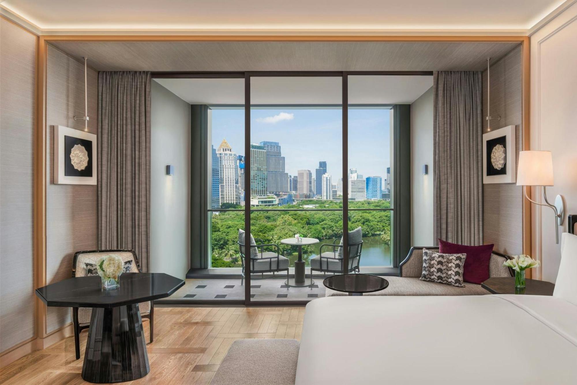 The Ritz-Carlton, Bangkok Hotel Exterior photo