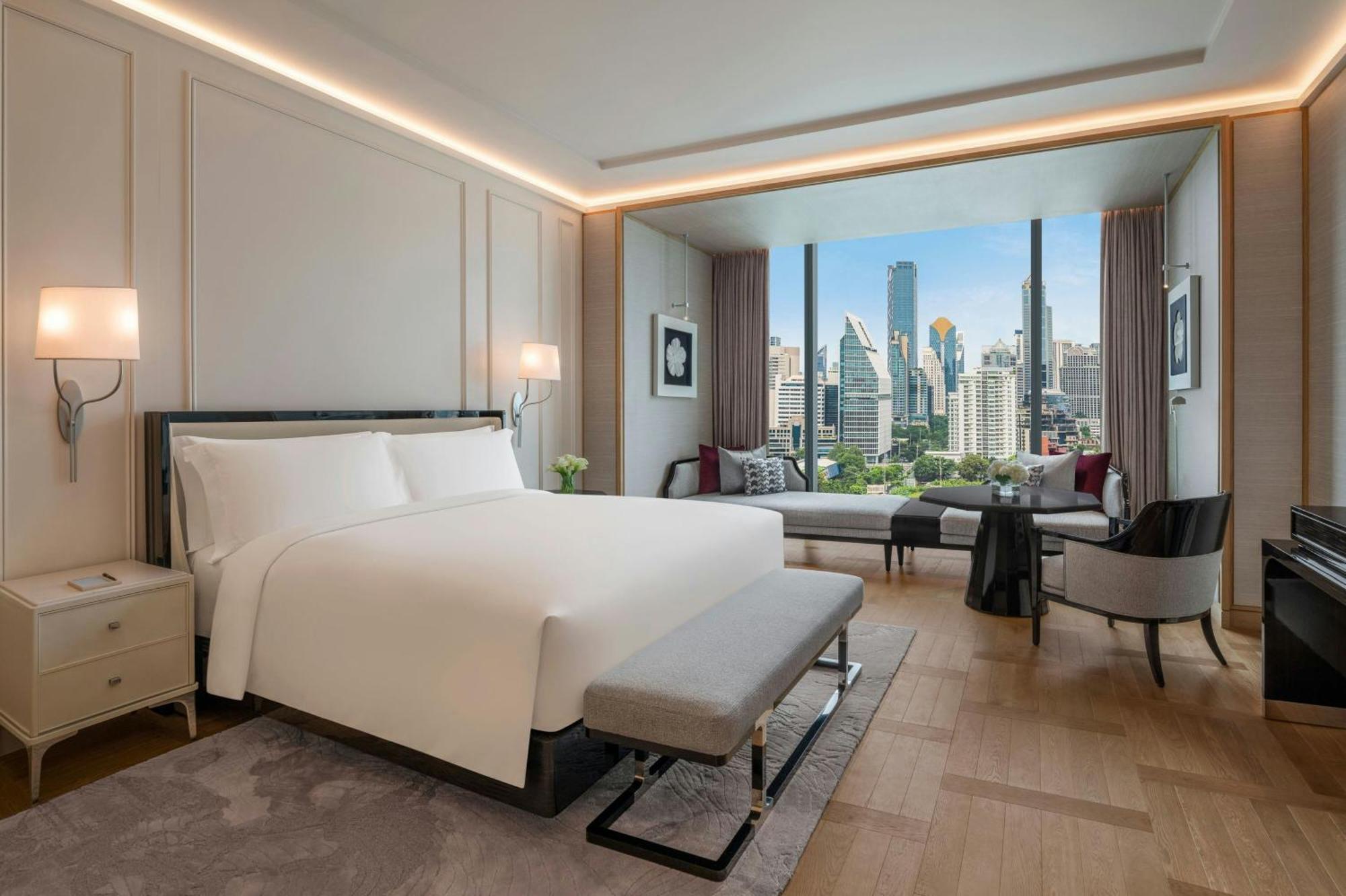 The Ritz-Carlton, Bangkok Hotel Exterior photo