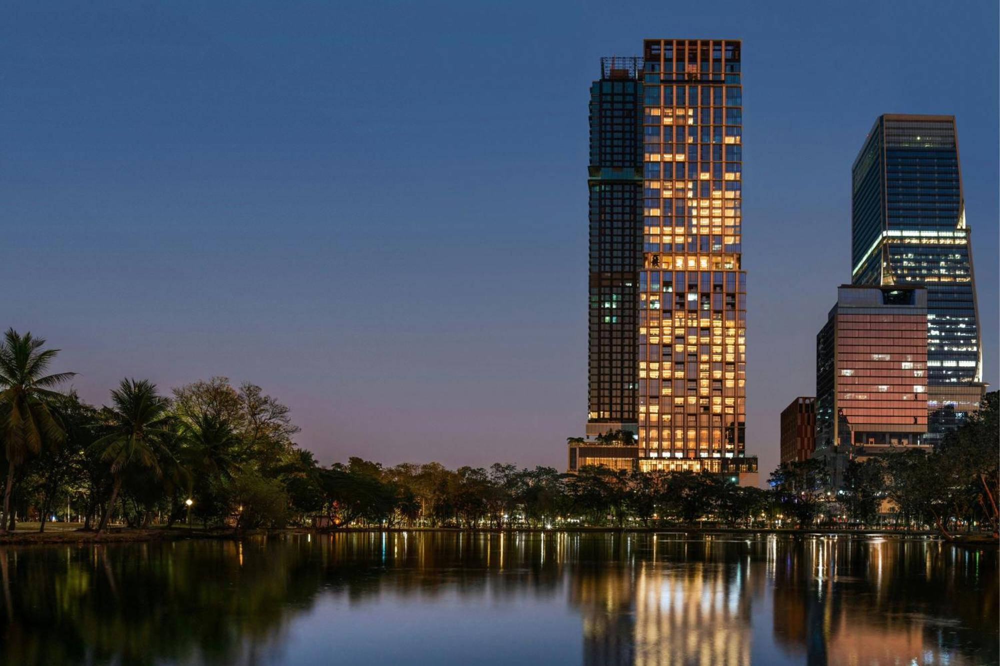 The Ritz-Carlton, Bangkok Hotel Exterior photo