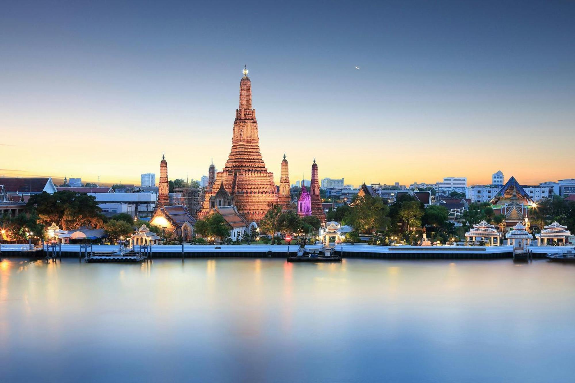 The Ritz-Carlton, Bangkok Hotel Exterior photo